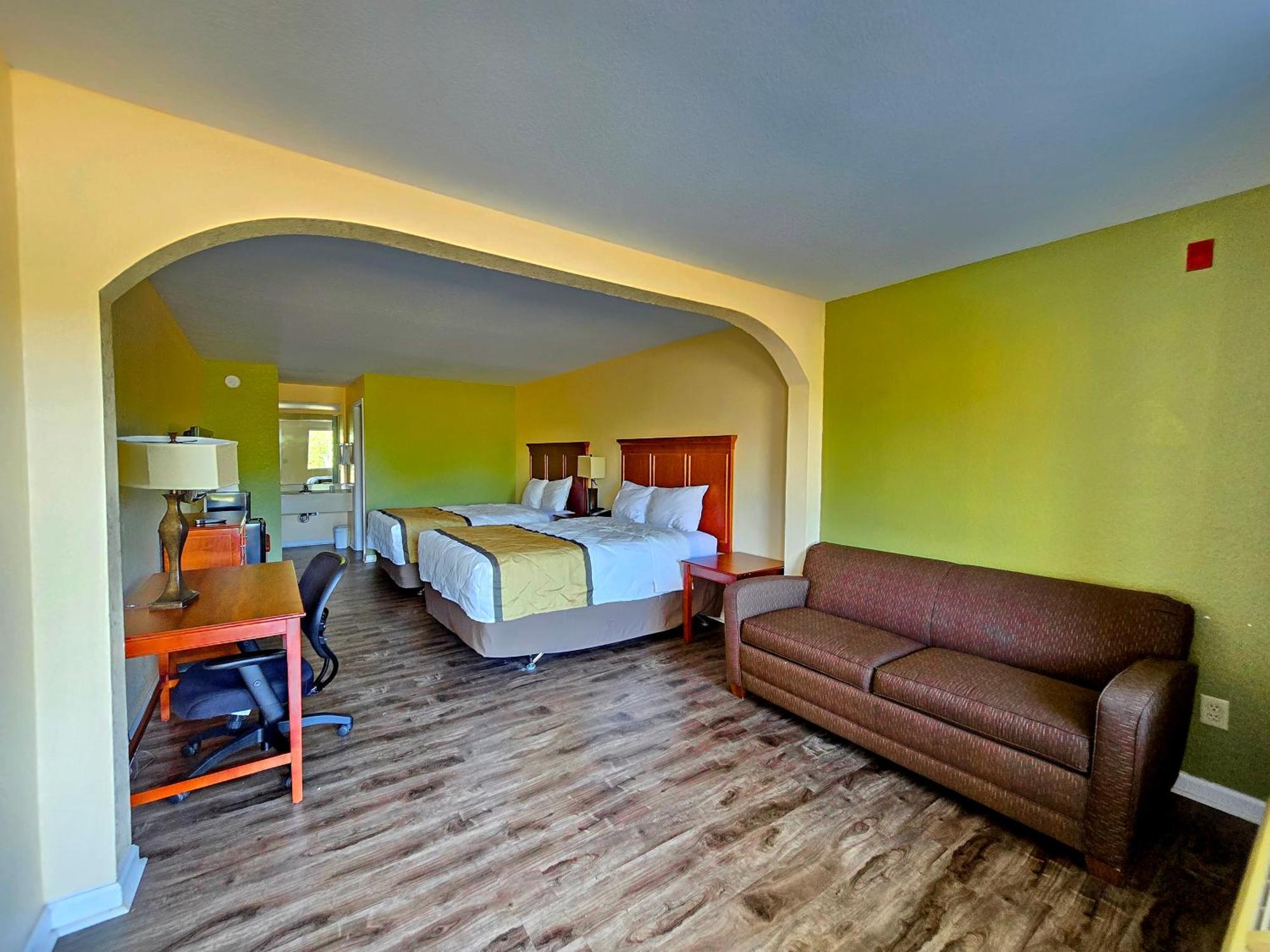 Garden Inn And Suites Near Callaway Gardens Pine Mountain ภายนอก รูปภาพ