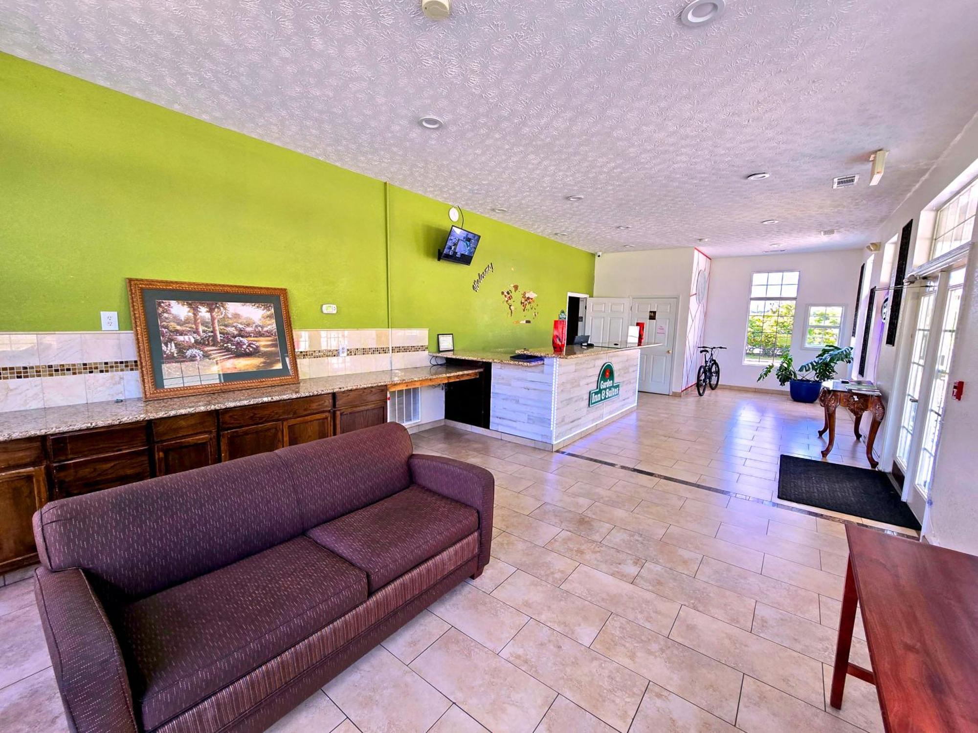 Garden Inn And Suites Near Callaway Gardens Pine Mountain ภายนอก รูปภาพ